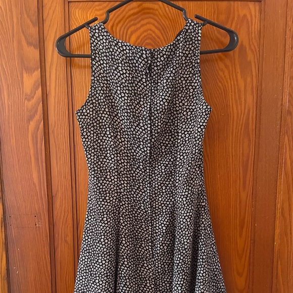 Super cute H&M summer dress - Picture 4 of 4